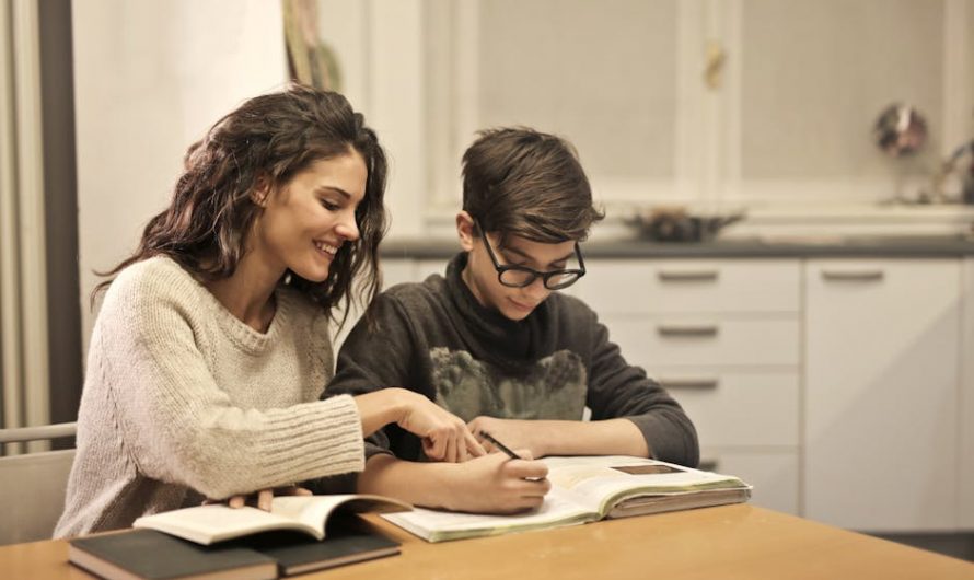 Купить диплом медсестры в Кирсанове