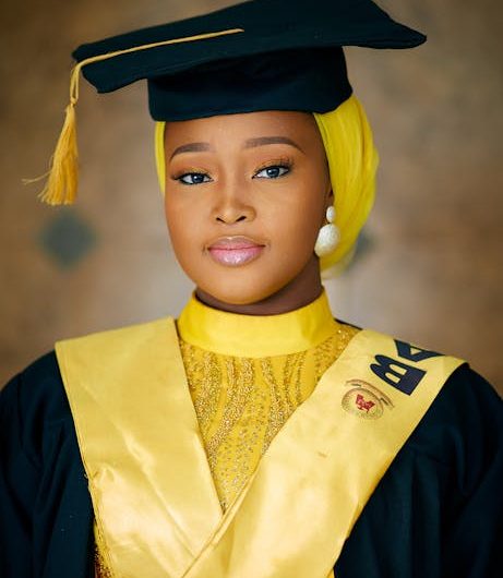 Купить диплом фармацевта в Павловске